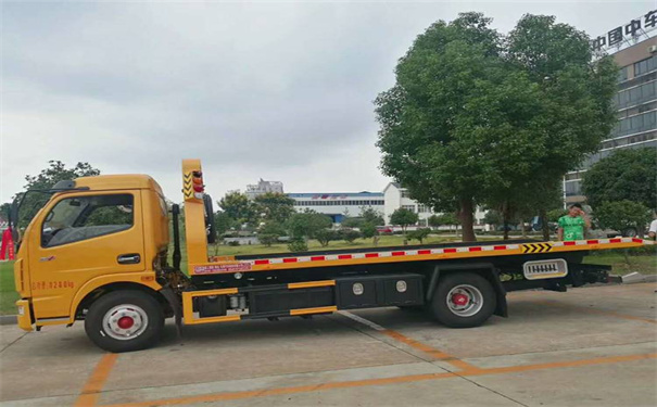 德州定远24小时拖车救援电话号码，定远道路救援公司怎么收费的